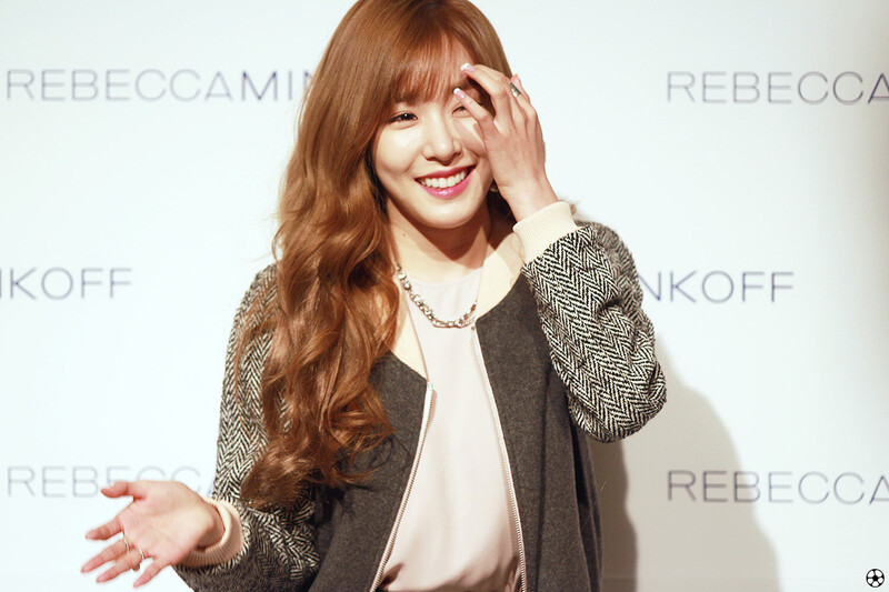 141107 Girls' Generation Tiffany at REBECCAMINKOFF Event documents 2