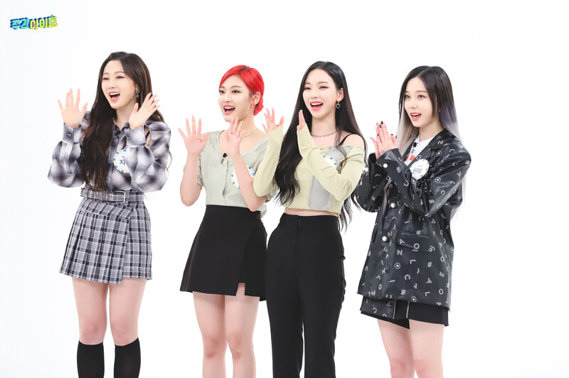 210526 MBC Naver Post - aespa at Weekly Idol No. 513 documents 2