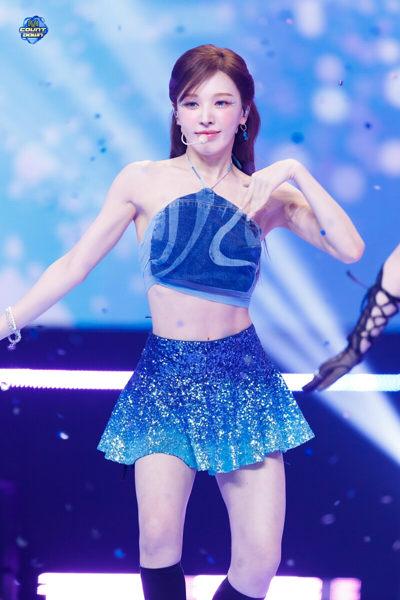 240704 RED VELVET Wendy - 'Cosmic' at M Countdown documents 6