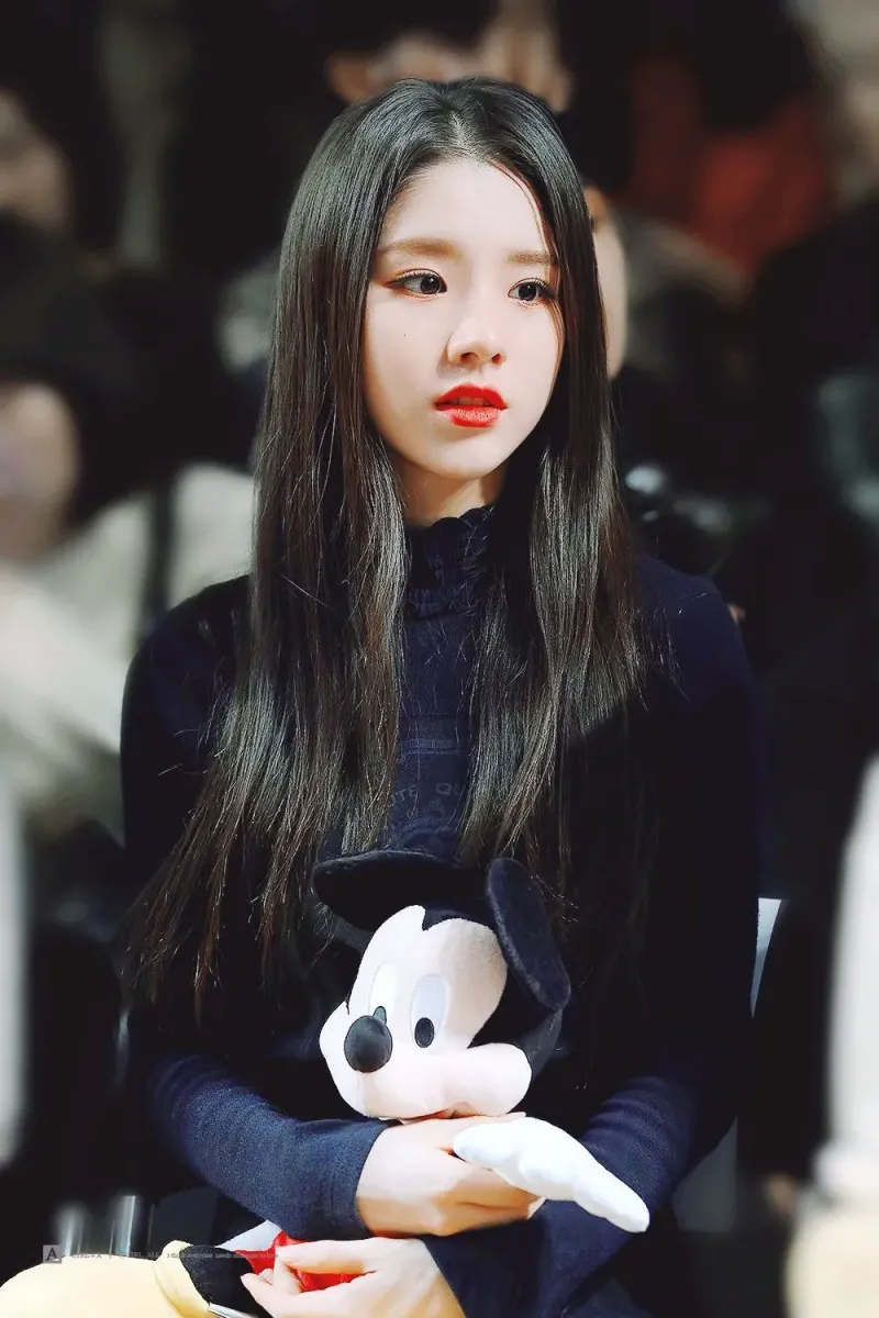 Heejin10.jpg