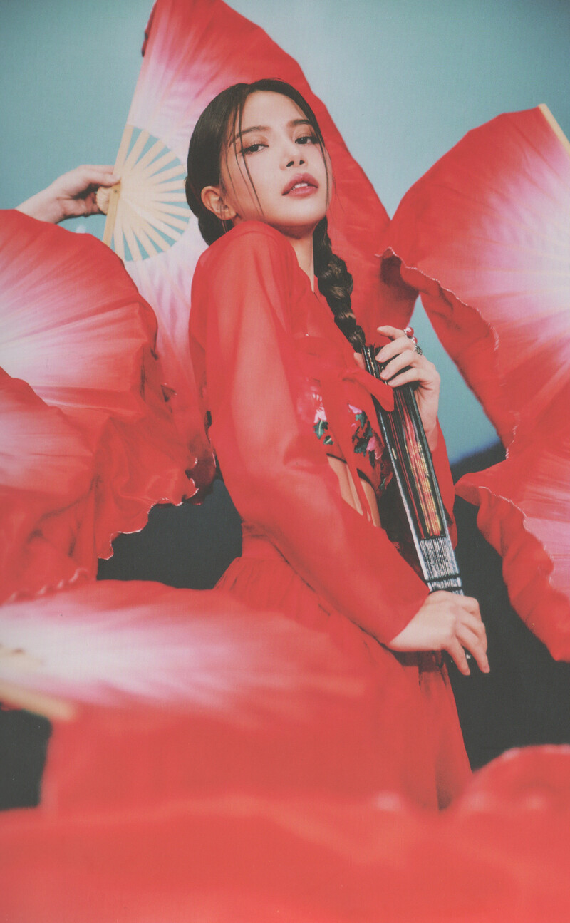 MAMAMOO 1st Single Album 'ACT 1, SCENE 1' [SCANS] documents 2