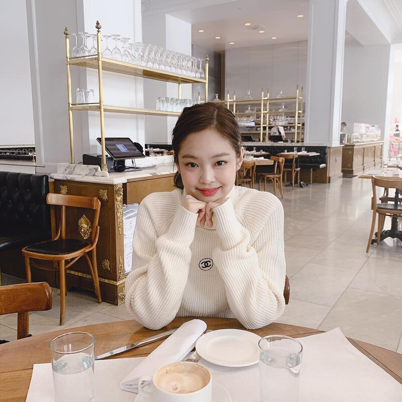 190207 BLACKPINK Jennie Instagram Update documents 2