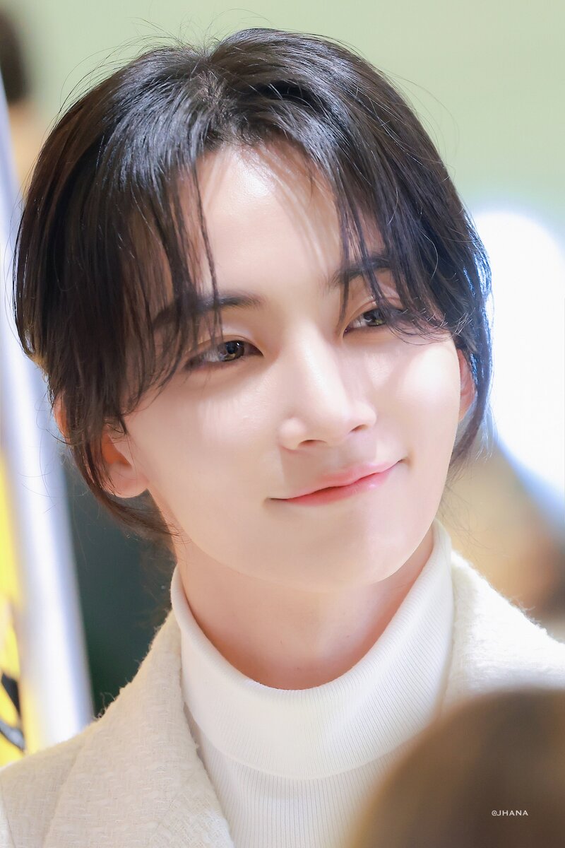 230303 SEVENTEEN Jeonghan at the Acqua Di Parma Perfume Launching Event documents 6