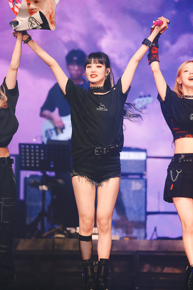 220719 (G)I-DLE Minnie - 'Just Me ( )I-dle' World Tour in Seoul Day 3 documents 3