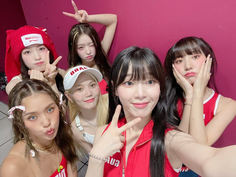 230805 OH MY GIRL Twitter Update documents 3