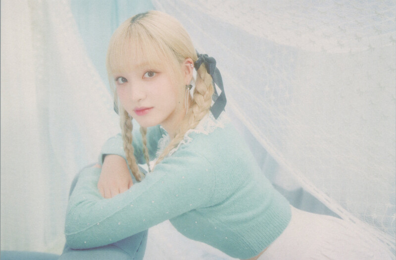 IVE - 2024 Season’s Greetings ‘A Fairy's Wish’ (Scans) documents 11