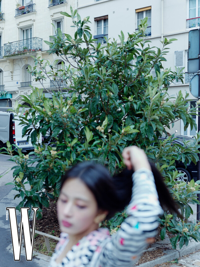 NewJeans Minji x CHANEL for W Korea March 2024 Issue documents 5