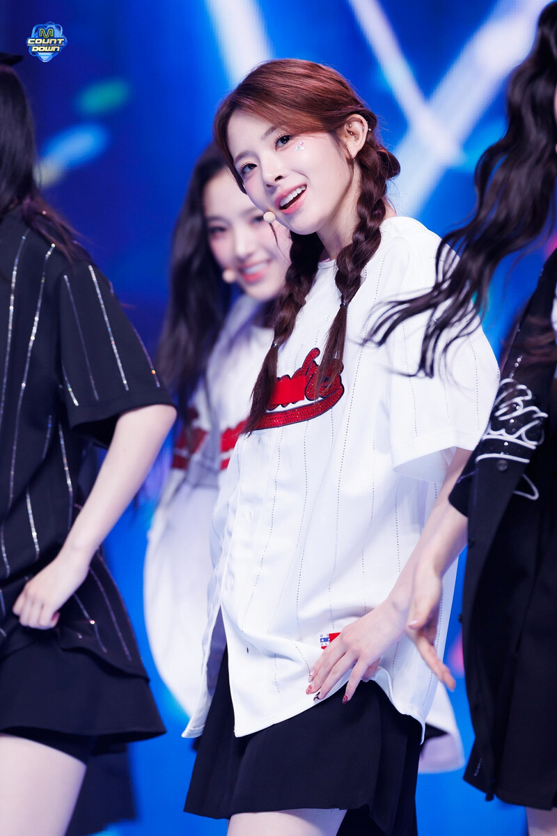 240523 tripleS Kotone - 'Girls Never Die' at M COUNTDOWN documents 2