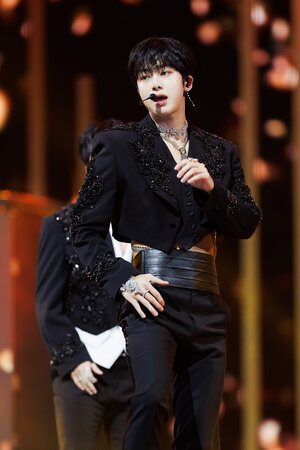 221126 MONSTA X Hyungwon at Melon Music Awards