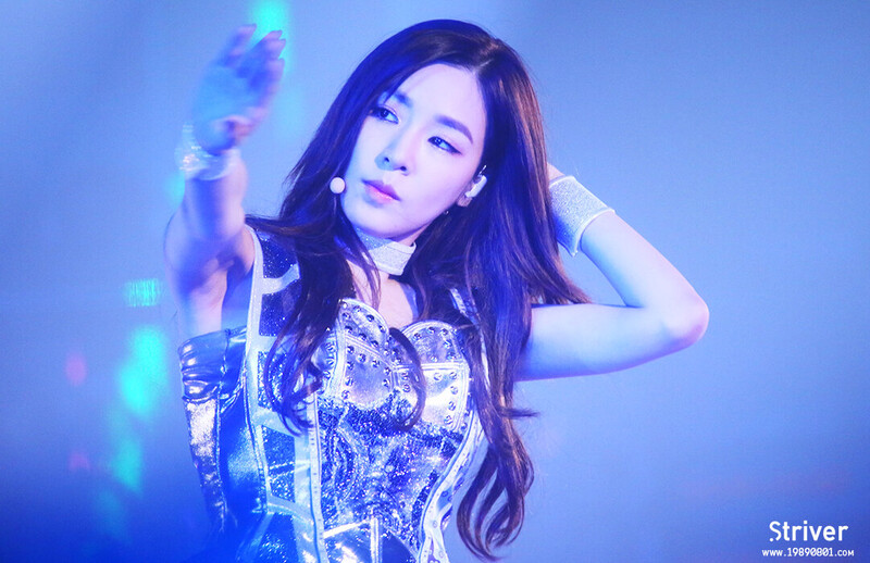 160130 Girls' Generation Tiffany at 'Phantasia' Concert in Bangkok Day 1 documents 1