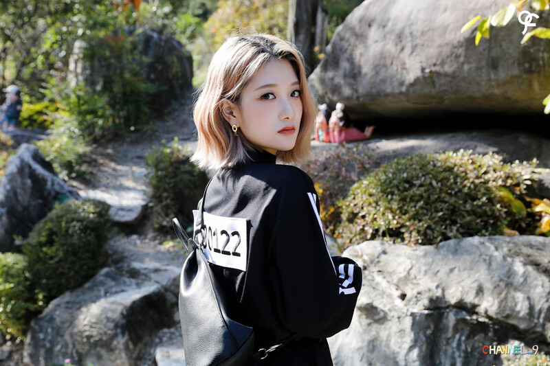 220105 fromis_9 Weverse Update - <CHANNEL_9> EP19-20 Behind Photo Sketch documents 7