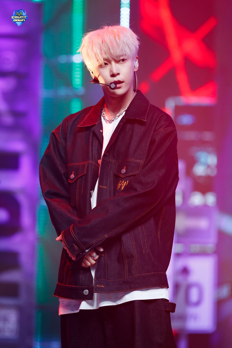 240728 NCT 127 Doyoung - 'WALK' at M Countdown documents 9