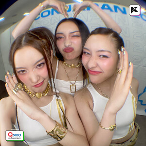 230516 KCON Twitter Update - XG Y2K Selfie Cam