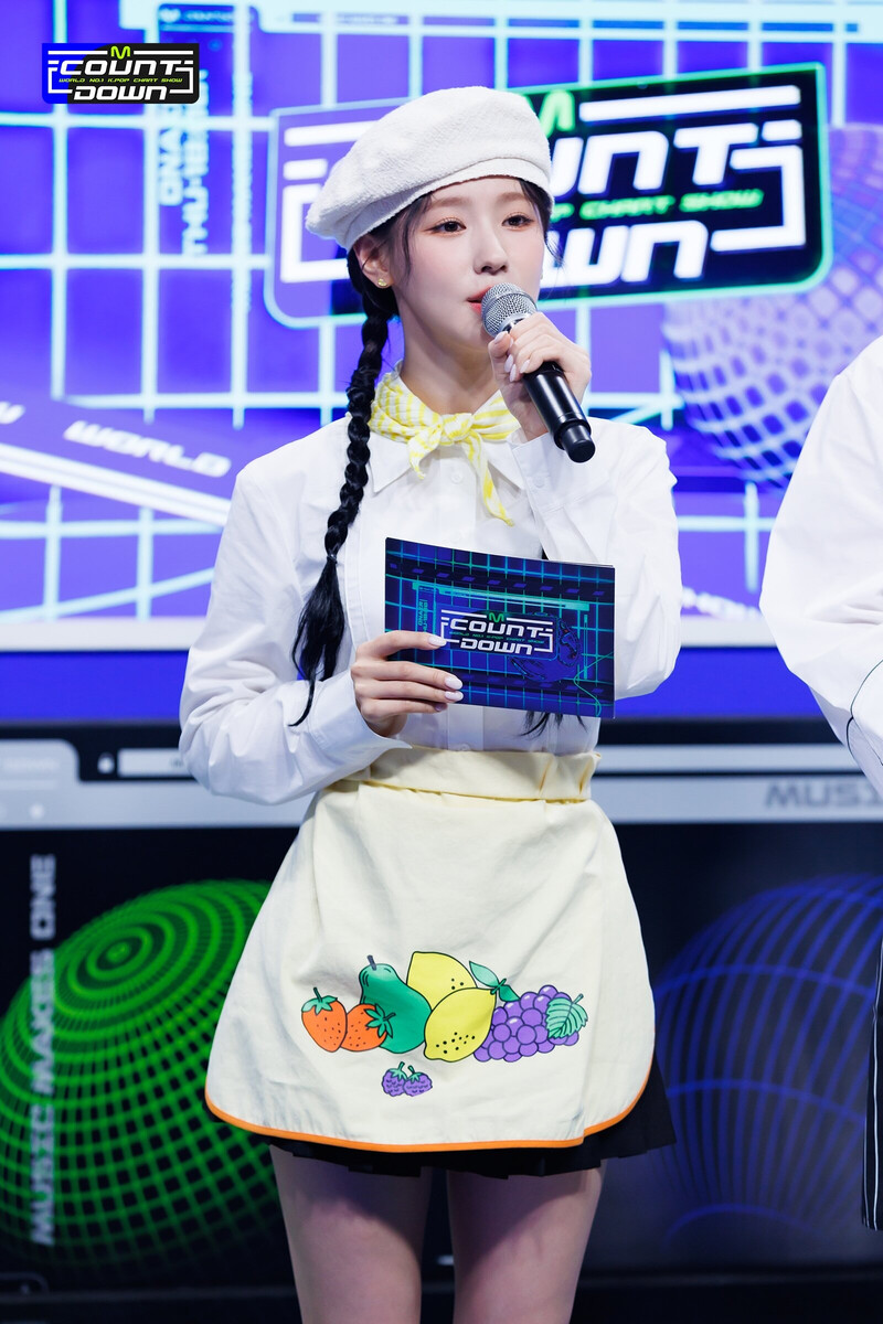 230323 Miyeon & Joohoney - M Countdown MC's documents 2