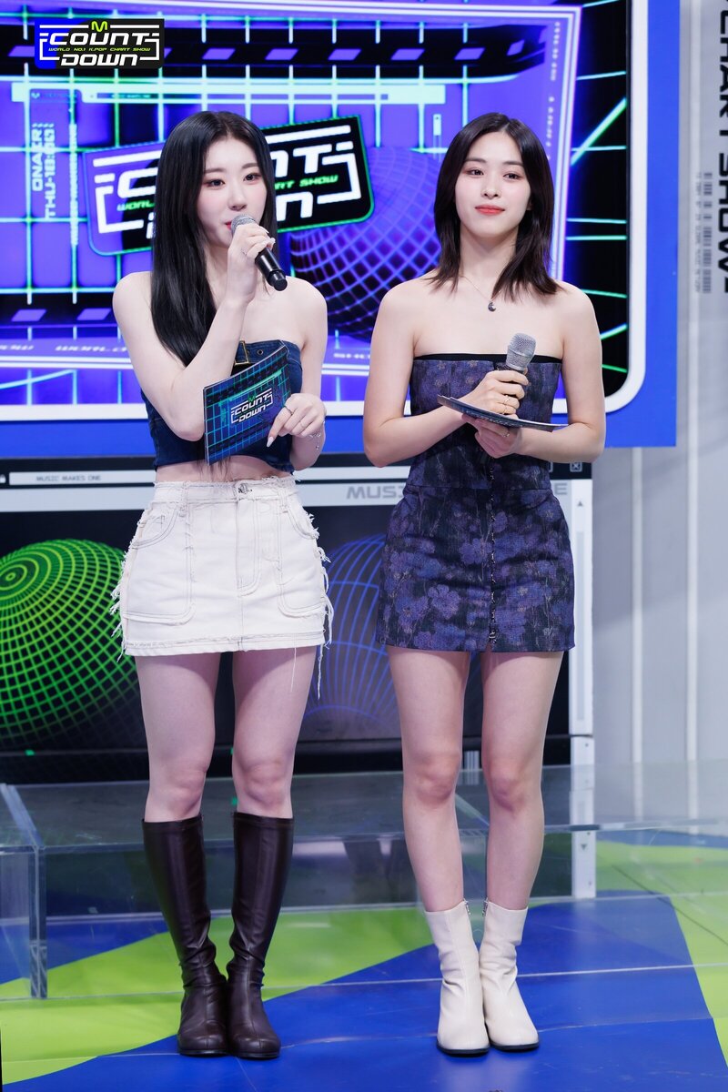 230810 ITZY Ryujin & Chaeryeong - Special MCs at M COUNTDOWN documents 10