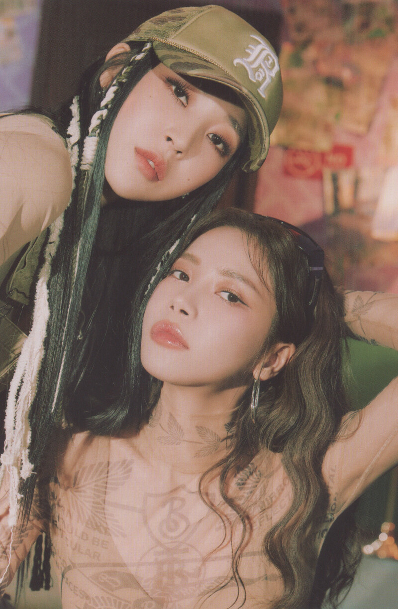 MAMAMOO 1st Single Album 'ACT 1, SCENE 1' [SCANS] documents 3