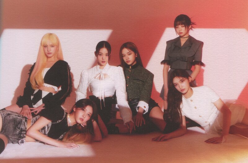 [SCANS] IVE first single album 'Eleven' documents 14