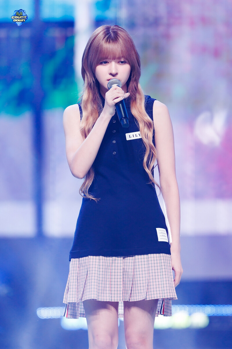 240822 NMIXX Lily - 'See that?' + 'Love is Lonely' at M Countdown documents 13