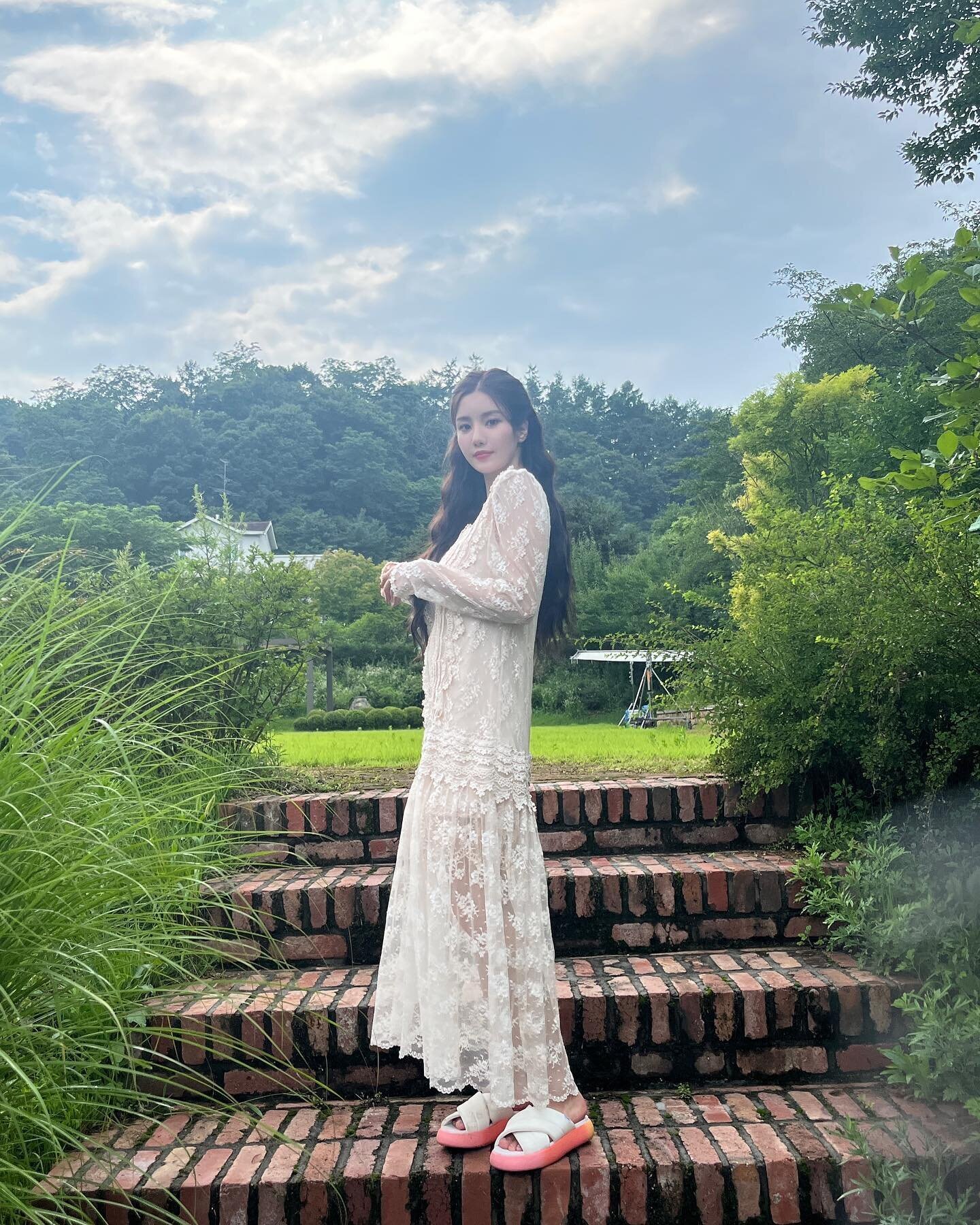 220905 Kwon Eunbi Instagram Update | kpopping