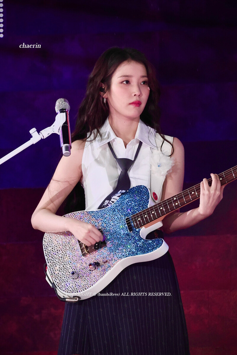 240921 IU - HEREH World Tour Concert Encore: The Winning in Seoul Day 1 documents 1