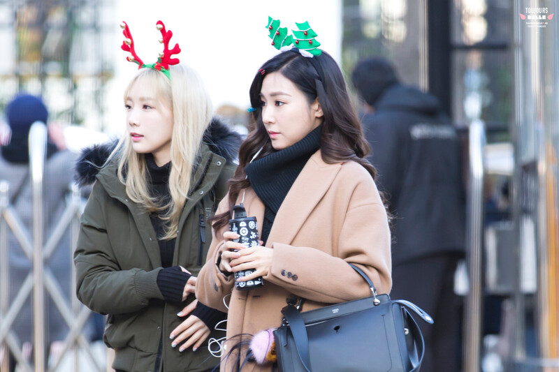 151204 Girls' Generation-TTS Tiffany at Music Bank documents 11