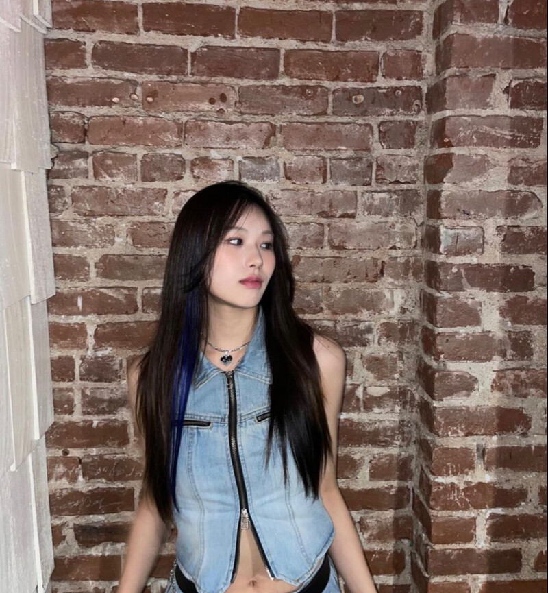 240805 - HYEJIN Instagram Update documents 1