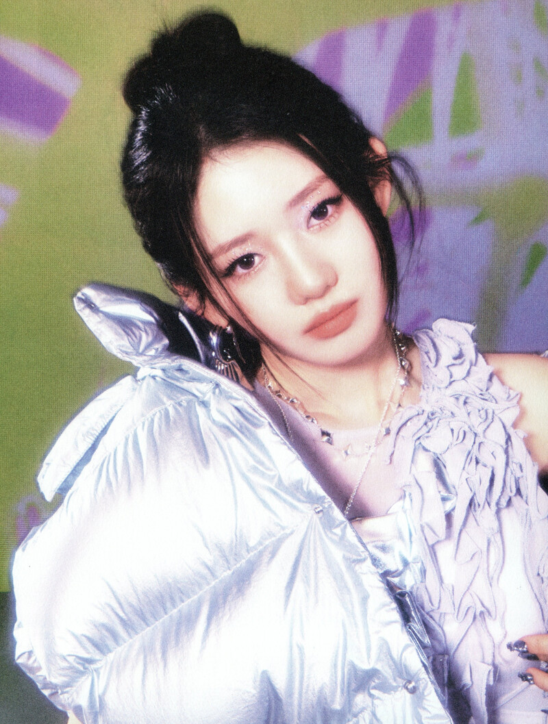 BABYMONSTER - 1st Album 'DRIP' [Scans] documents 5