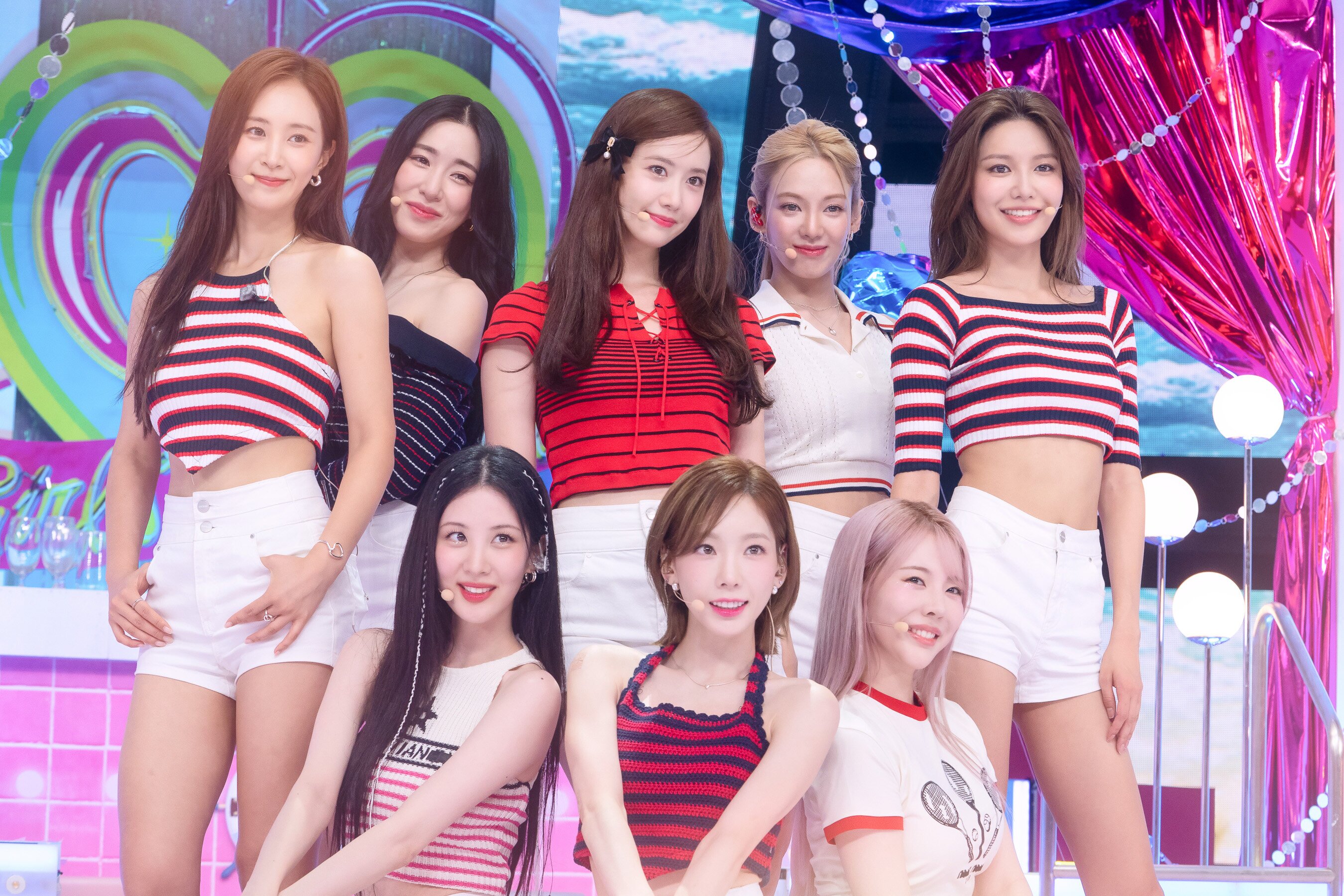 August 21, 2022 Girls' Generation - 'FOREVER 1' at Inkigayo | Kpopping