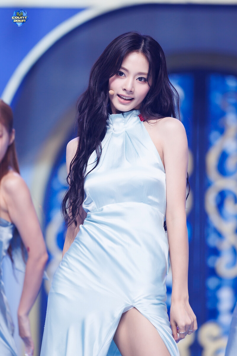 240912 TWICE Tzuyu - 'Run Away' at M COUNTDOWN documents 8