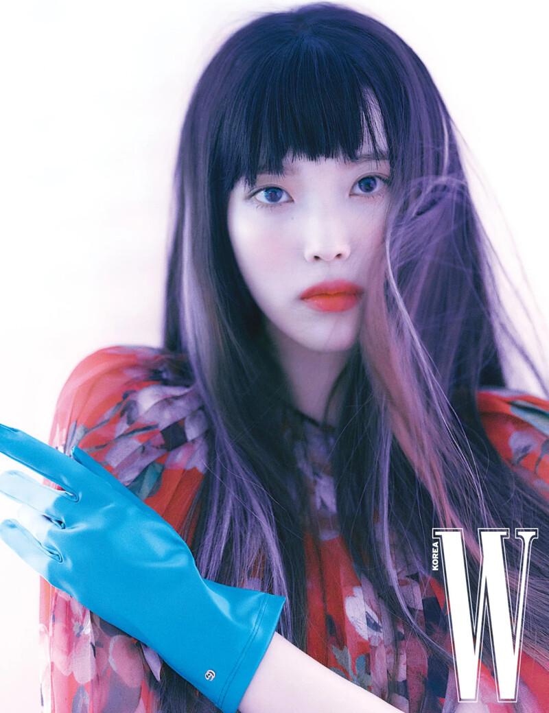 IU for W Korea Magazine April 2021 Issue documents 7