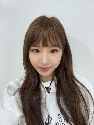 221125 FIFTY FIFTY Twitter Update - Saena