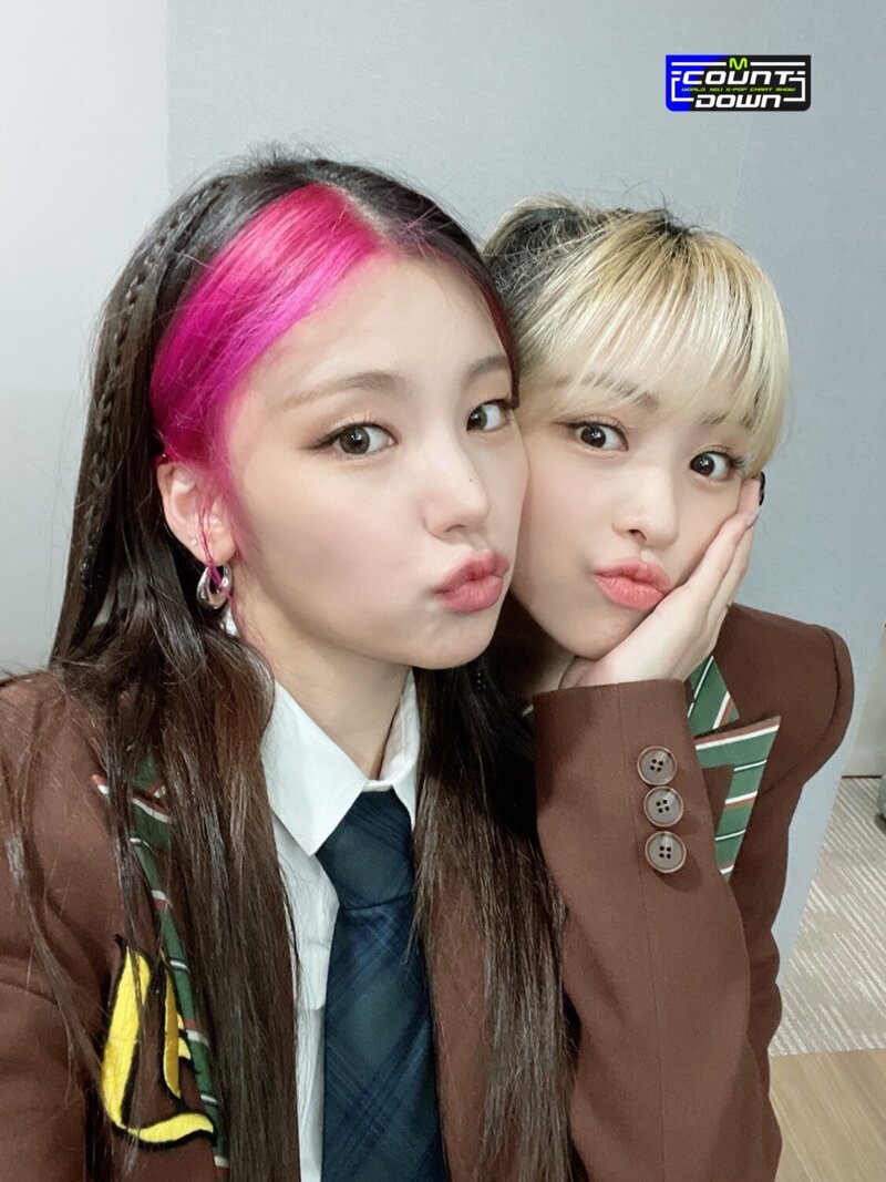 211007 ITZY SNS Update documents 3