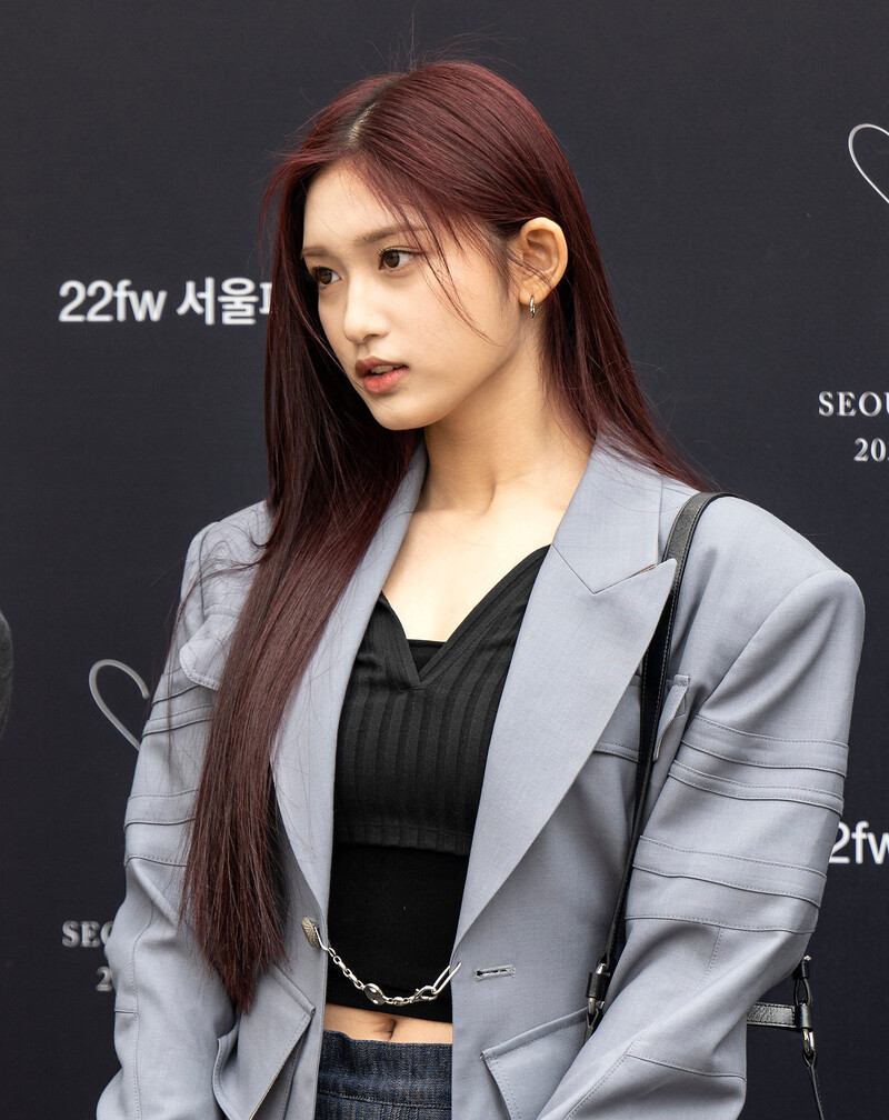 220318 IVE Leeseo - Seoul Fashion Week 2022 FW documents 9