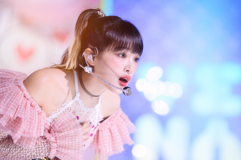 220807 YENA - 'SMARTPHONE' at Inkigayo documents 5