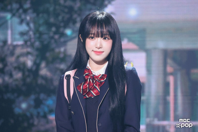 241012 YENA - 'NEMONEMO' & 'It was love' at Music Core documents 2