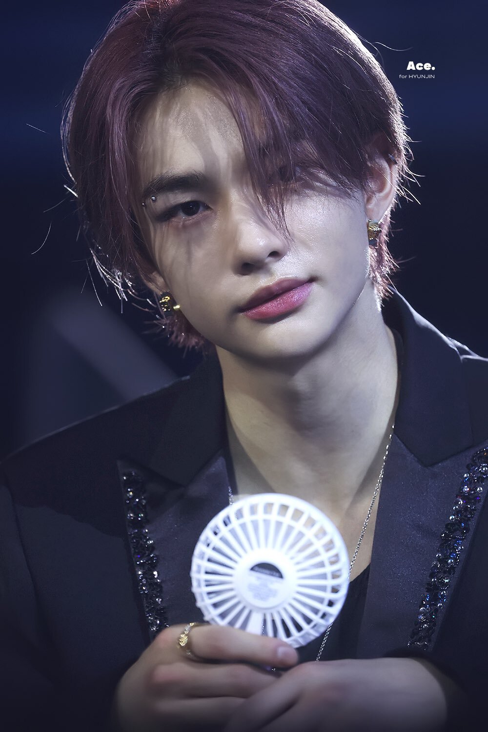 Stray Kids Hyunjin: Profile, Height, Dating, Facts & Information (Upda –  unnielooks