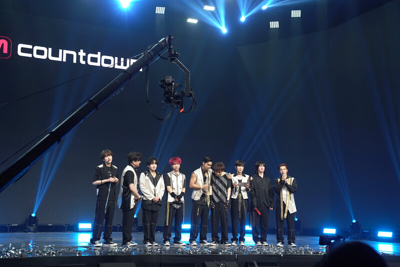 210322 SMTOWN Naver Update - Super Junior's 15th Anniversary Comeback Show Behind documents 2