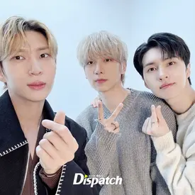 231124 - Korea Dispatch  - VIXX HD Photo Behind Selfie