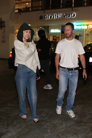 240821  Rosé and Anthony Vaccarello at Sushi Park in Los Angeles