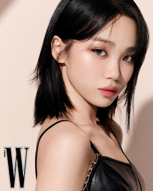 CHAEWON x MAKEUP FOREVER for W KOREA - September 2023