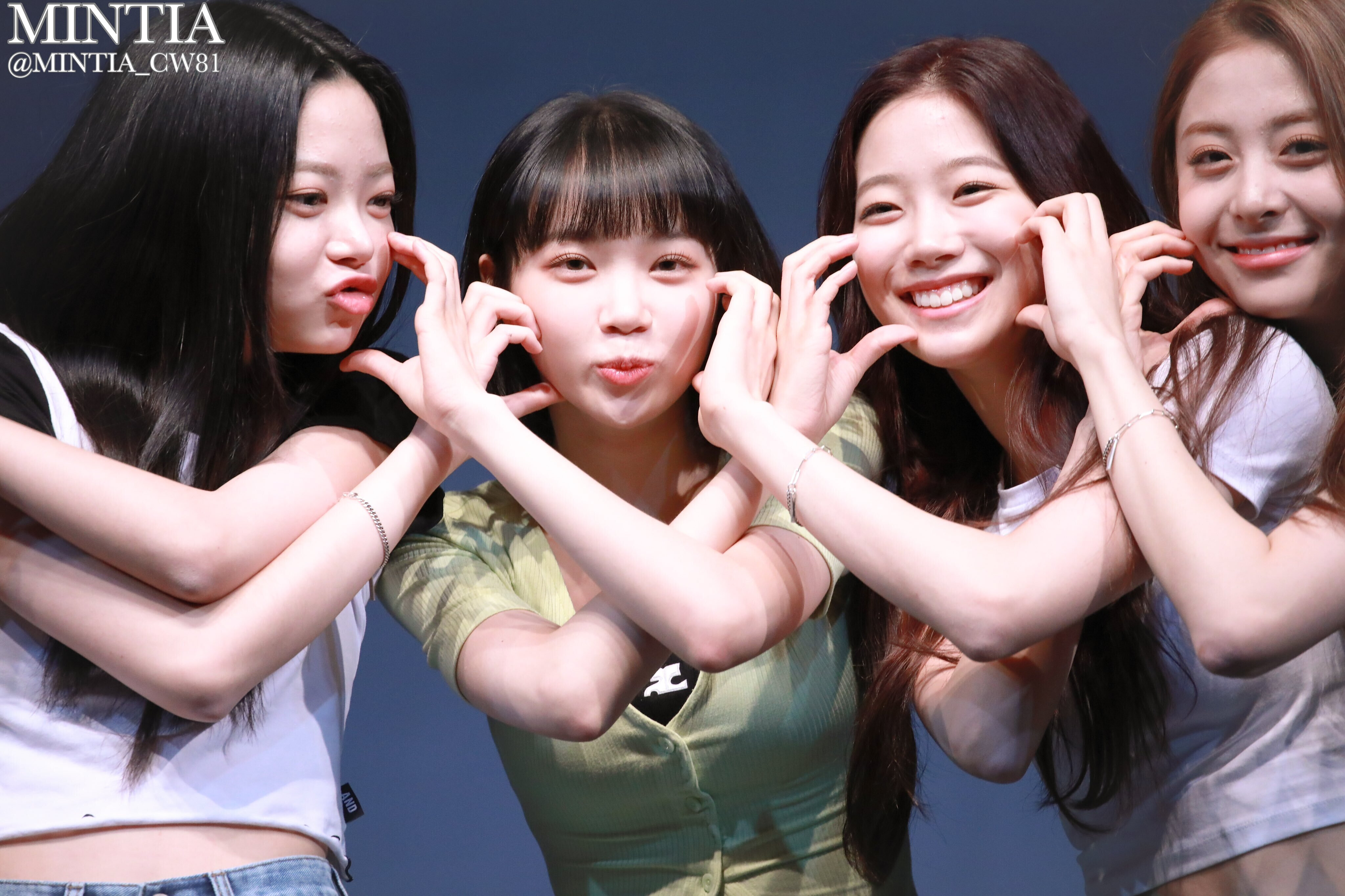 220507-Eunchae-Chaewon-Kazuha-and-Yun-Jin-at-Fansign-Event-documents-1.jpeg