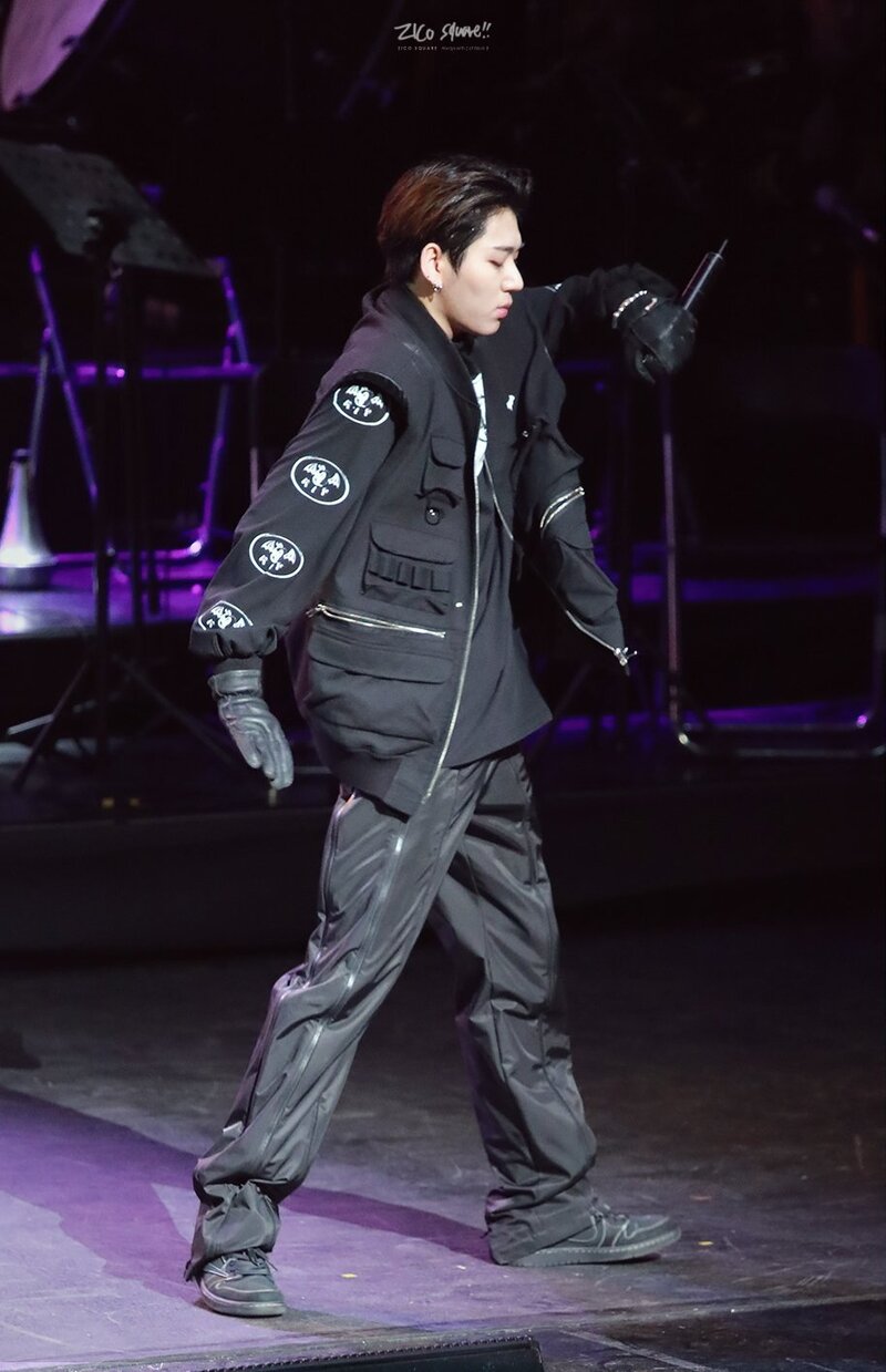 221214 Block B Zico at Marine Corps 2022 28th Year End Concert documents 1