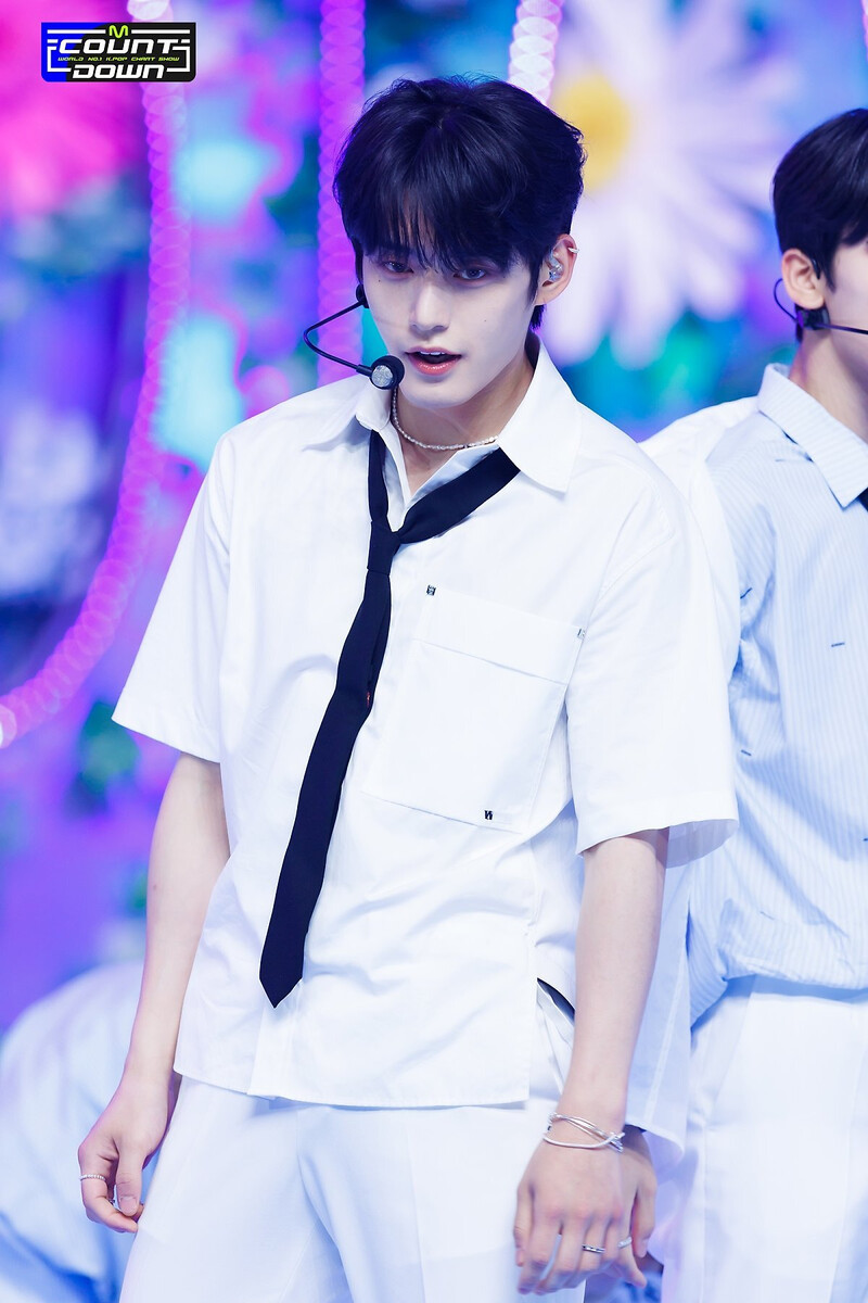 230713 ZEROBASEONE - 'In Bloom' at M COUNTDOWN documents 18