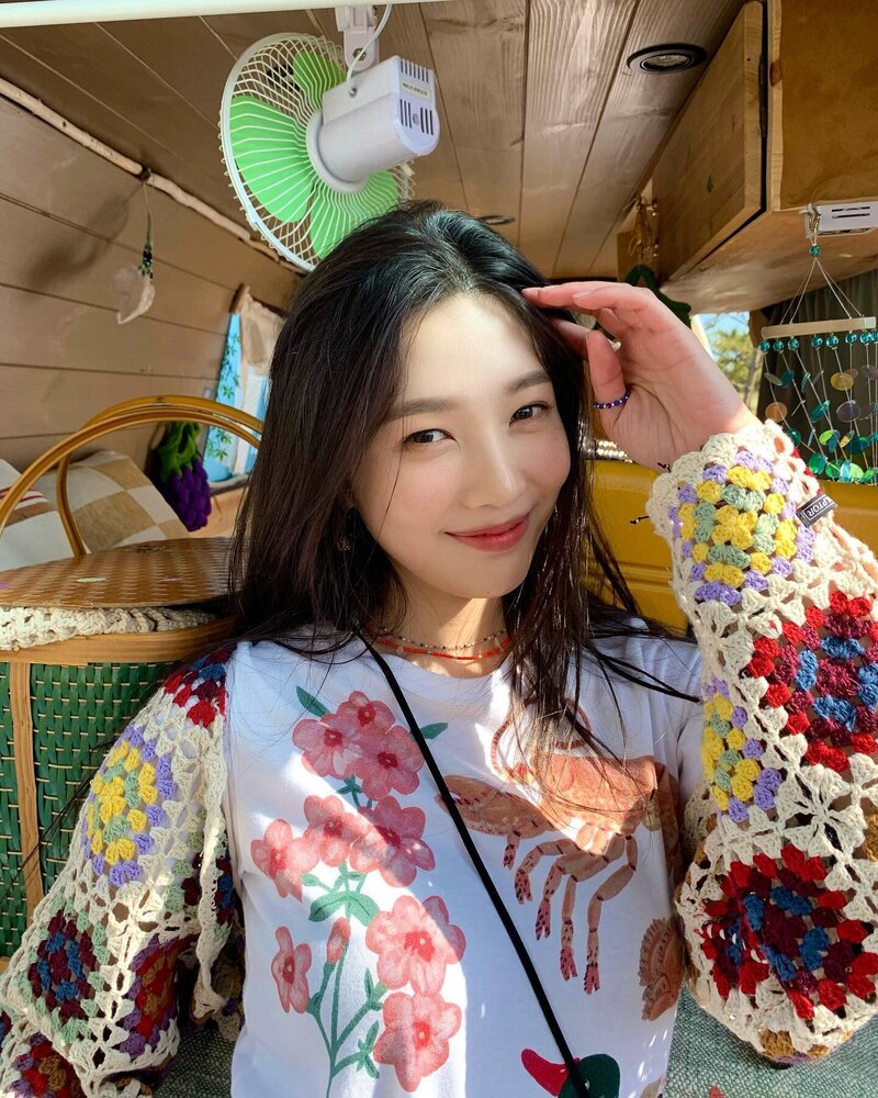 210531 Red Velvet Joy Instagram Update documents 1