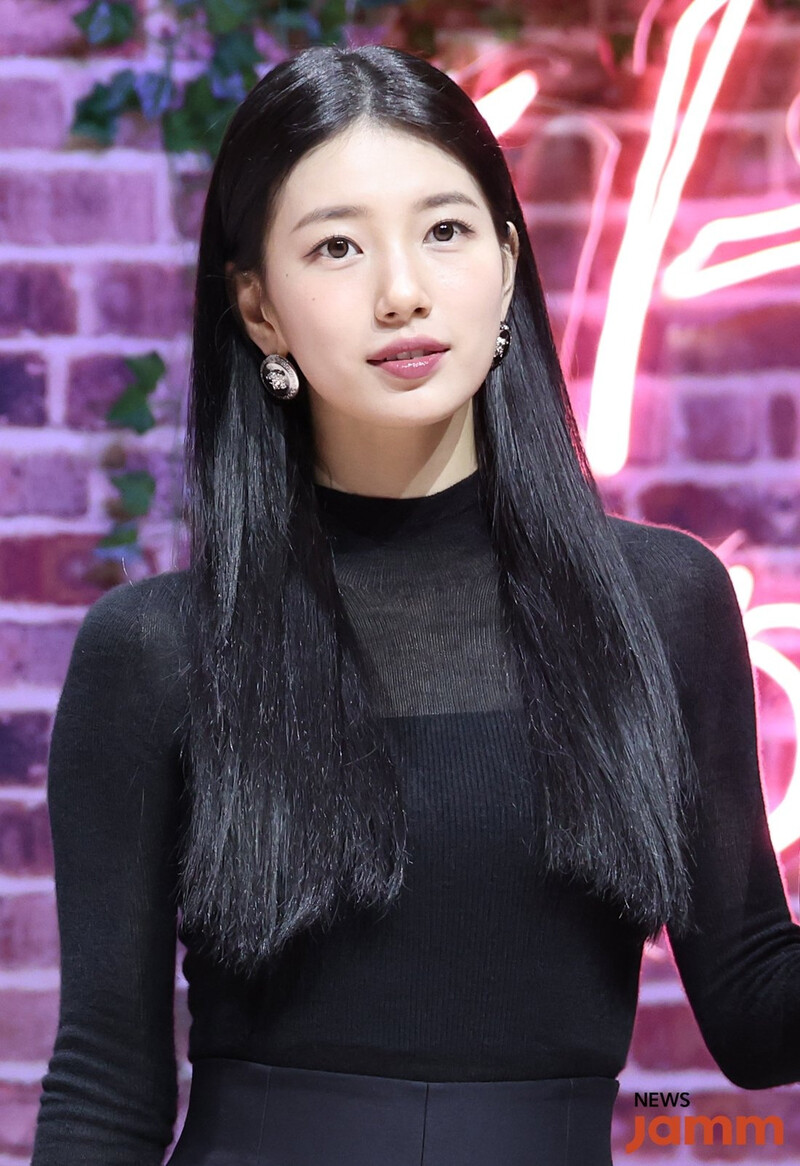 231018 Suzy - "Doona!" Press Conference documents 4