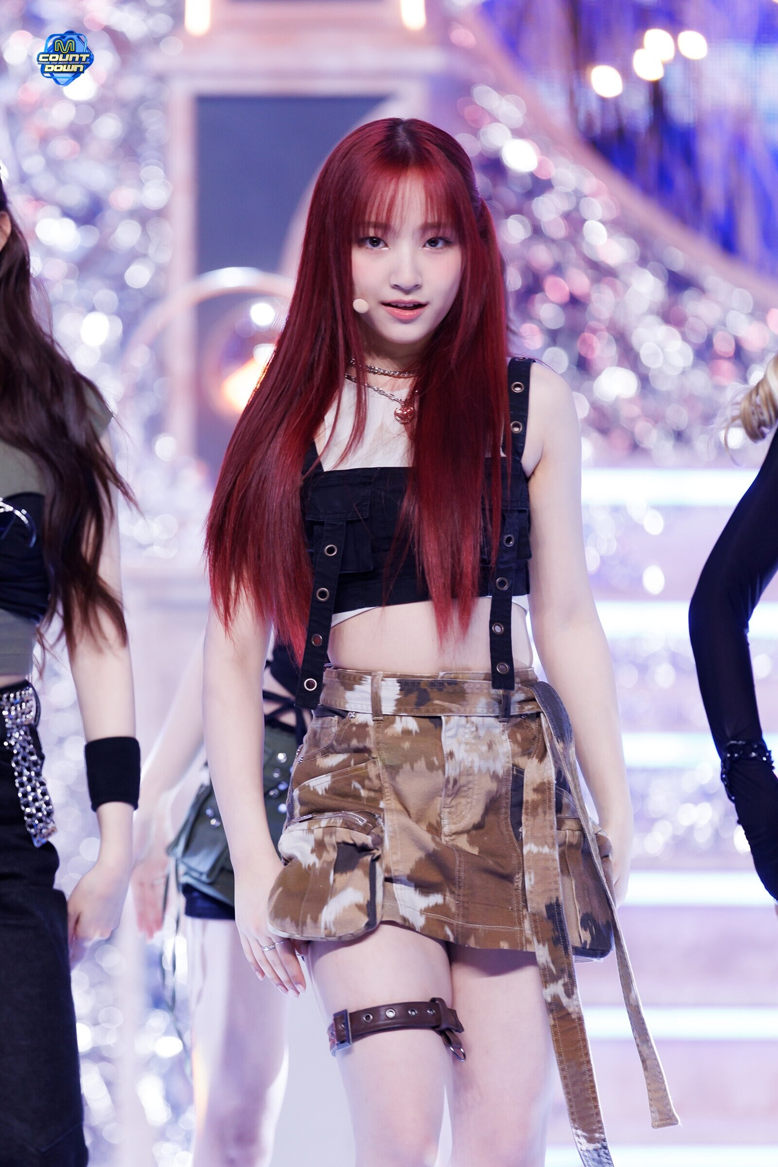 240328 UNIS Yunha - 'SUPERWOMAN' at M Countdown | kpopping