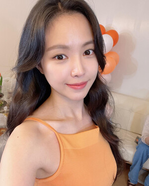 210601 Naeun Instagram Update