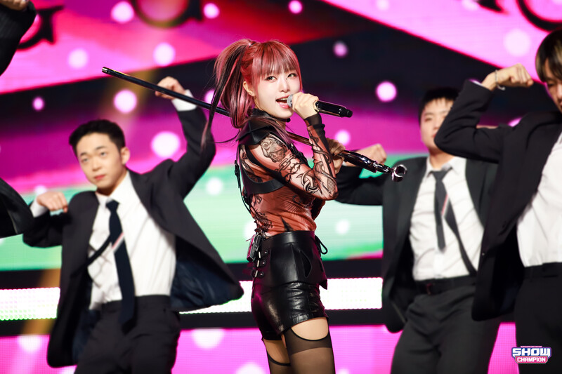 20240131 Yena - 'Good Morning' at Inkigayo documents 4