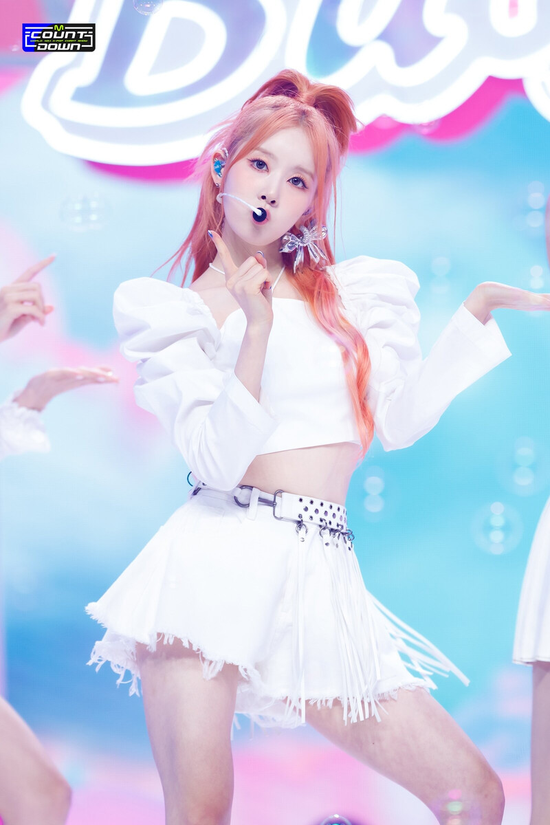 230824 STAYC Sieun - 'Bubble' at M COUNTDOWN documents 10