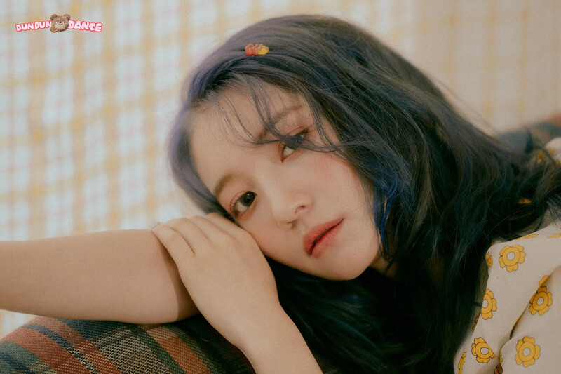 OH MY GIRL 8th Mini Album 'Dear. OHMYGIRL' Concept Teasers documents 18